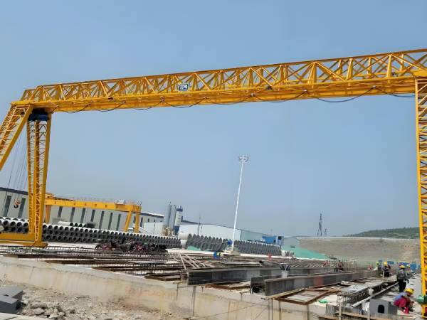 ME型花架門(mén)式起重機(jī)