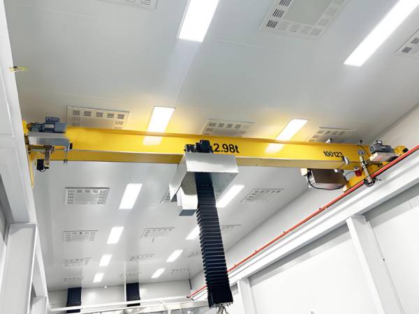 智能潔凈起重機(jī)